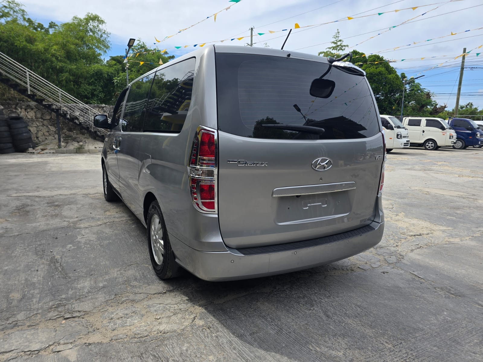 jeepetas y camionetas - hiunday starex 2019 3
