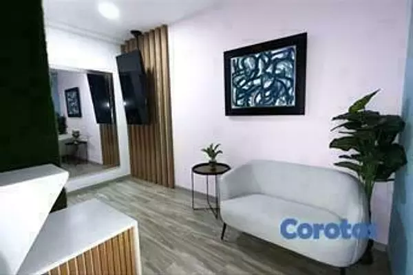 oficinas y locales comerciales - Local comercial en piantini 10