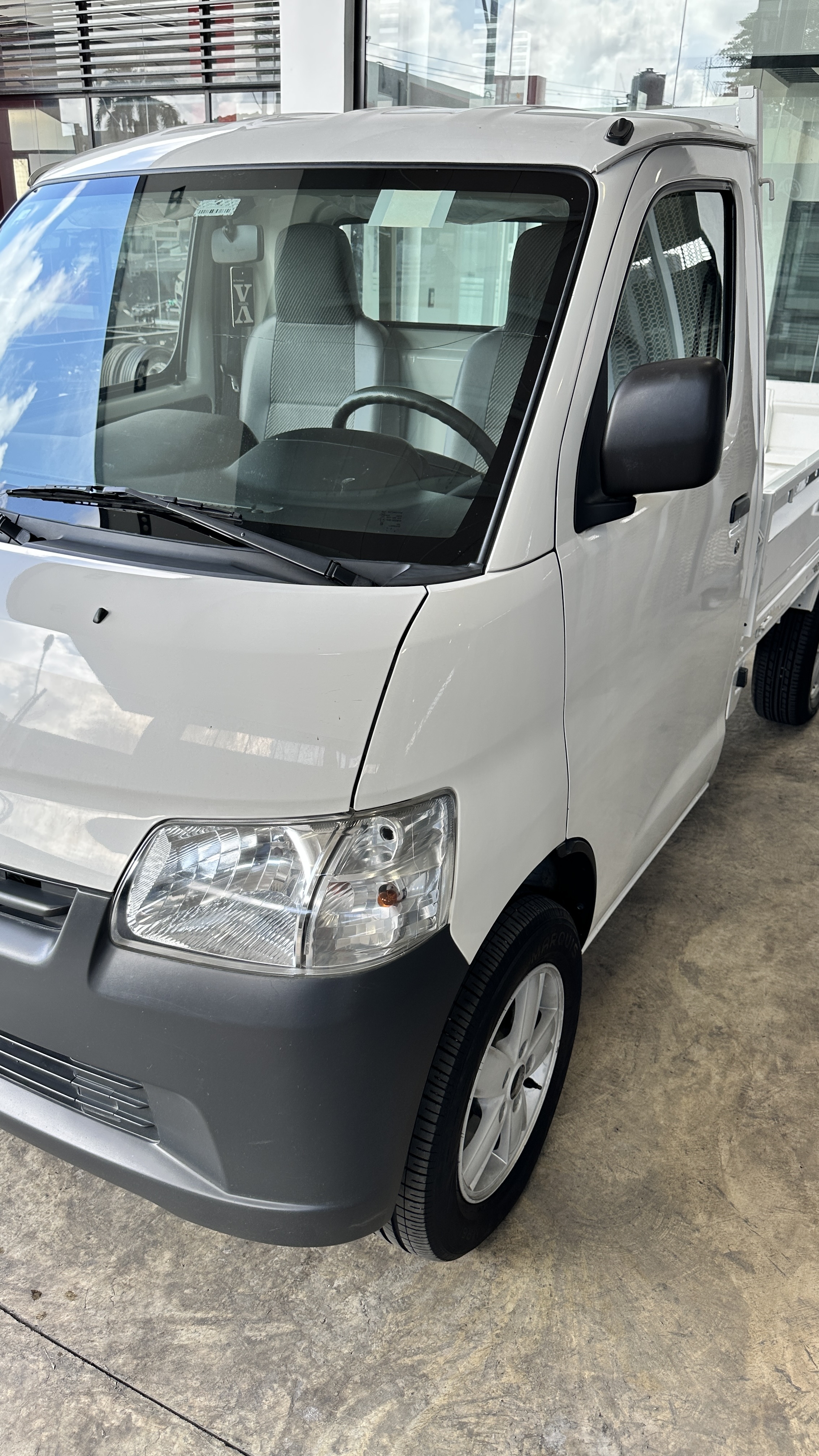 jeepetas y camionetas - Toyota lite-ace 2024 6