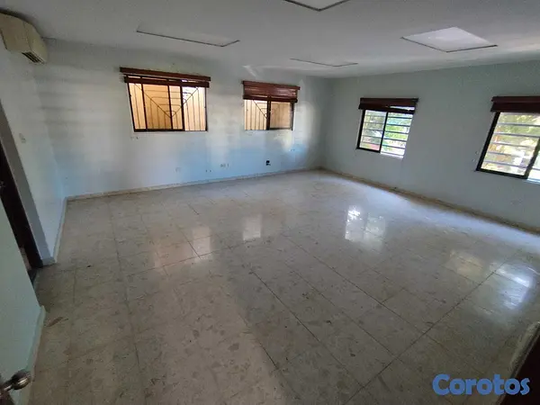 casas - Casa de 2 niveles en Miraflores 8