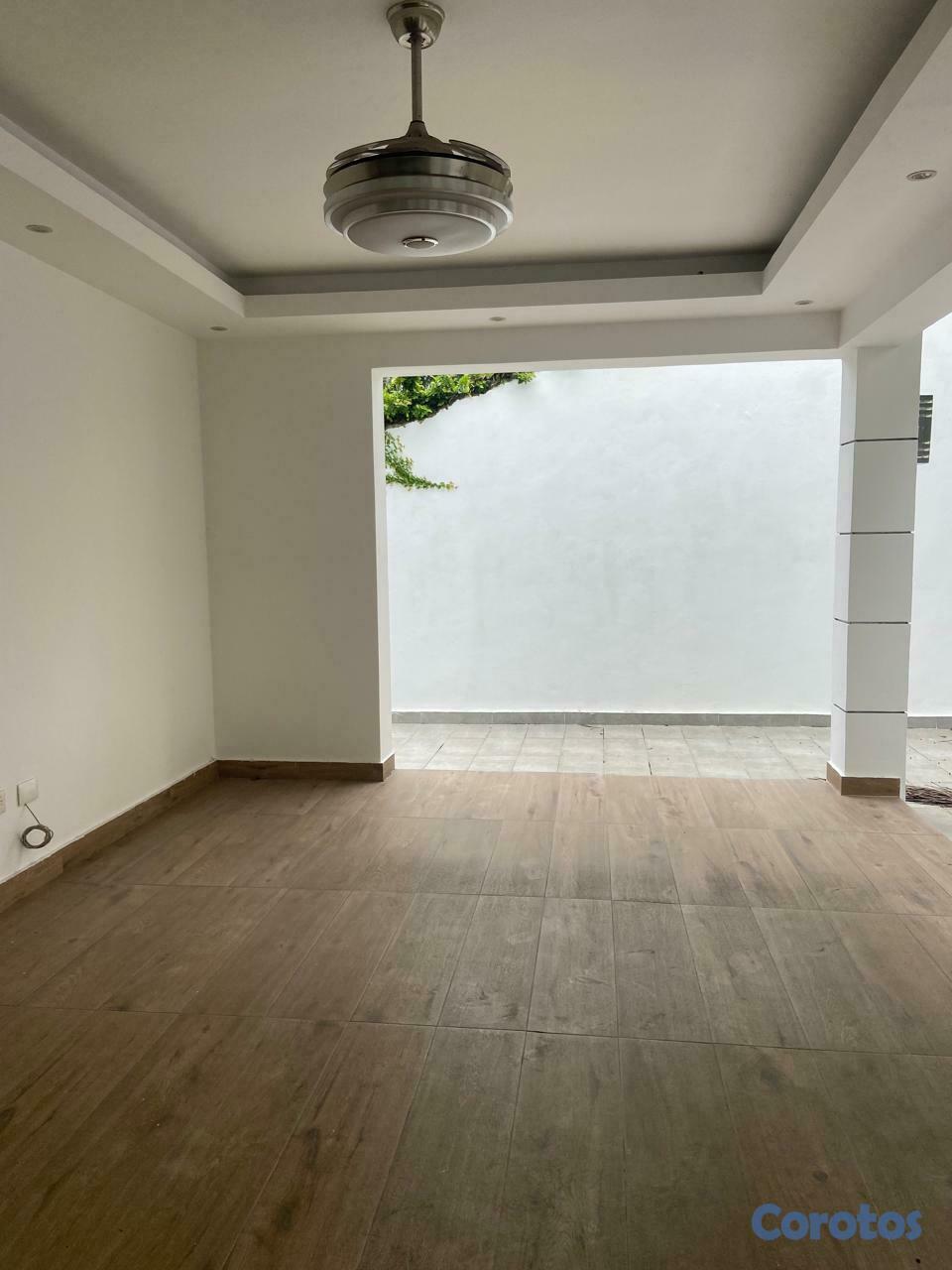 casas - Casa en Arroyo Hondo III por motivo de Viaje 4