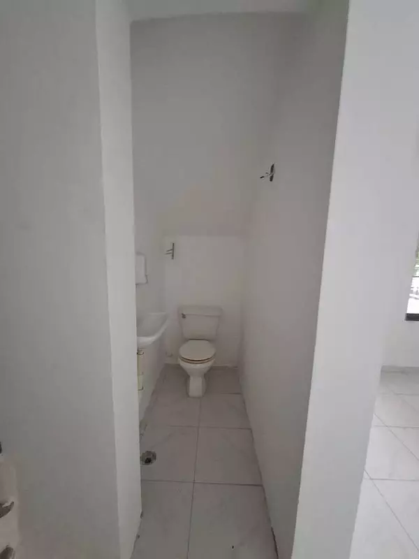 casas - Casa de 2 Niveles en Venta – 12 de Haina 6