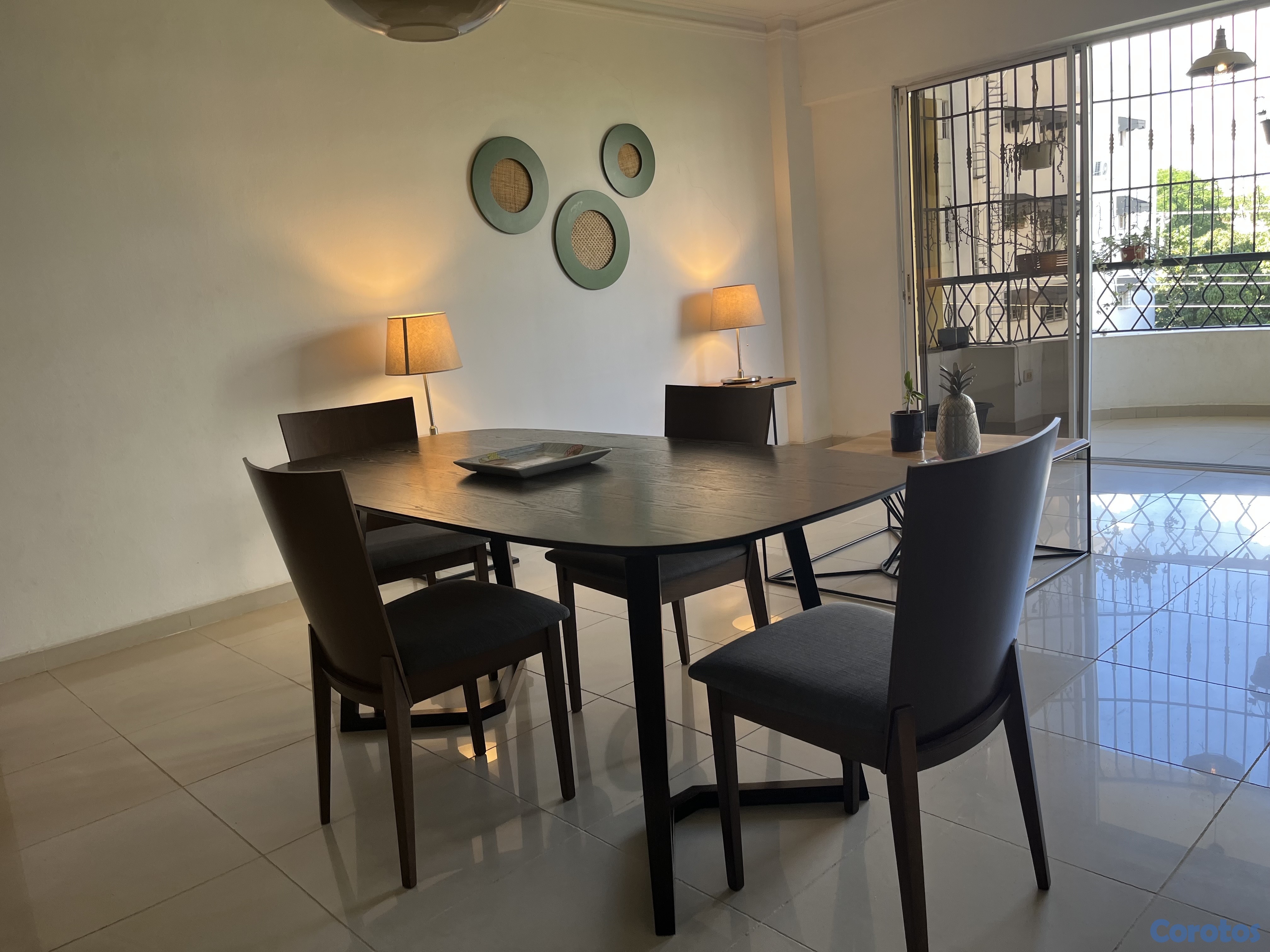 muebles y colchones - juego de comedor 4 sillas ( de Ilumel)RD$18,000 5