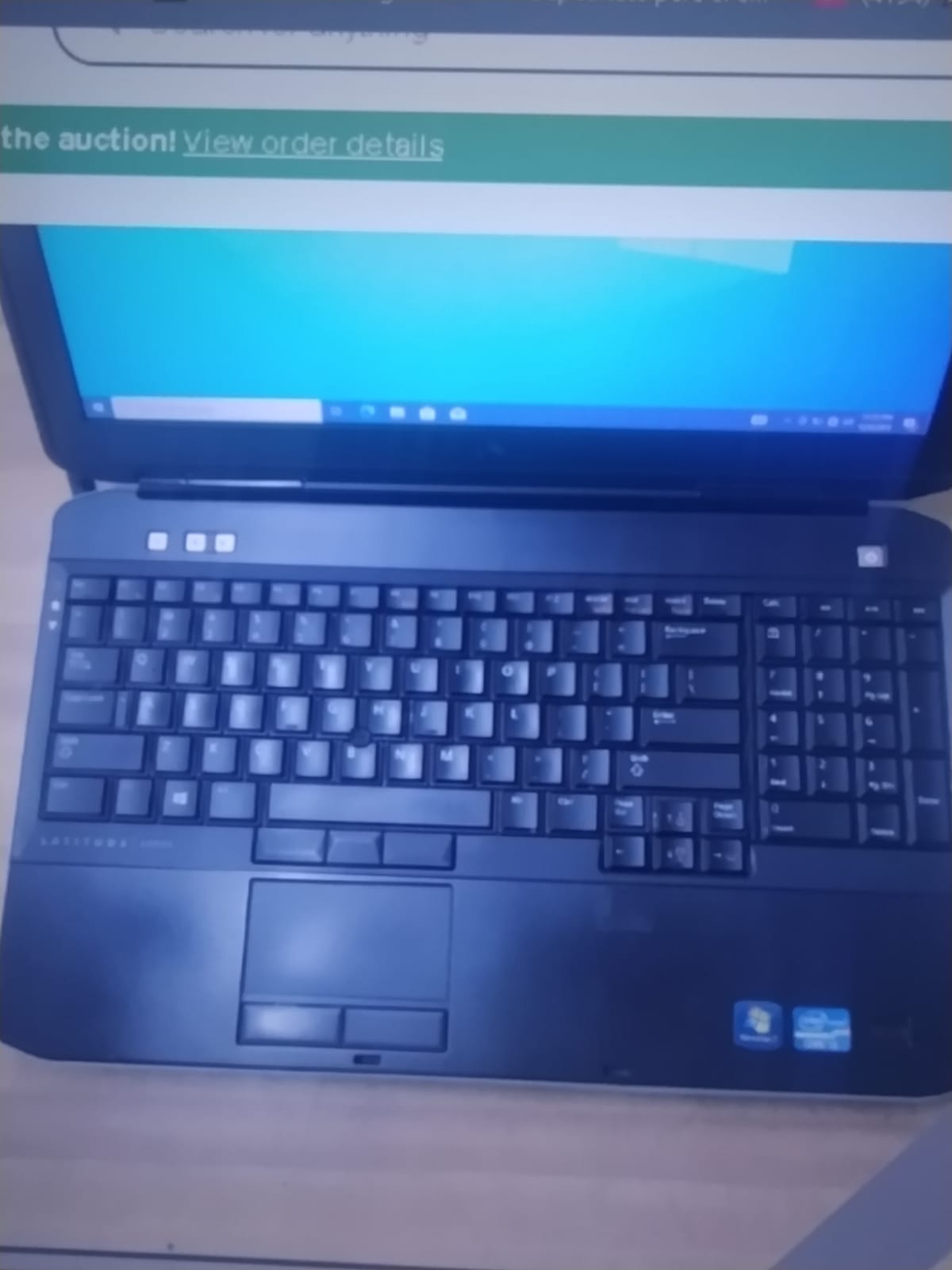 computadoras y laptops - Laptop Dell Latitude E5530 15.6" i5-3210M  6