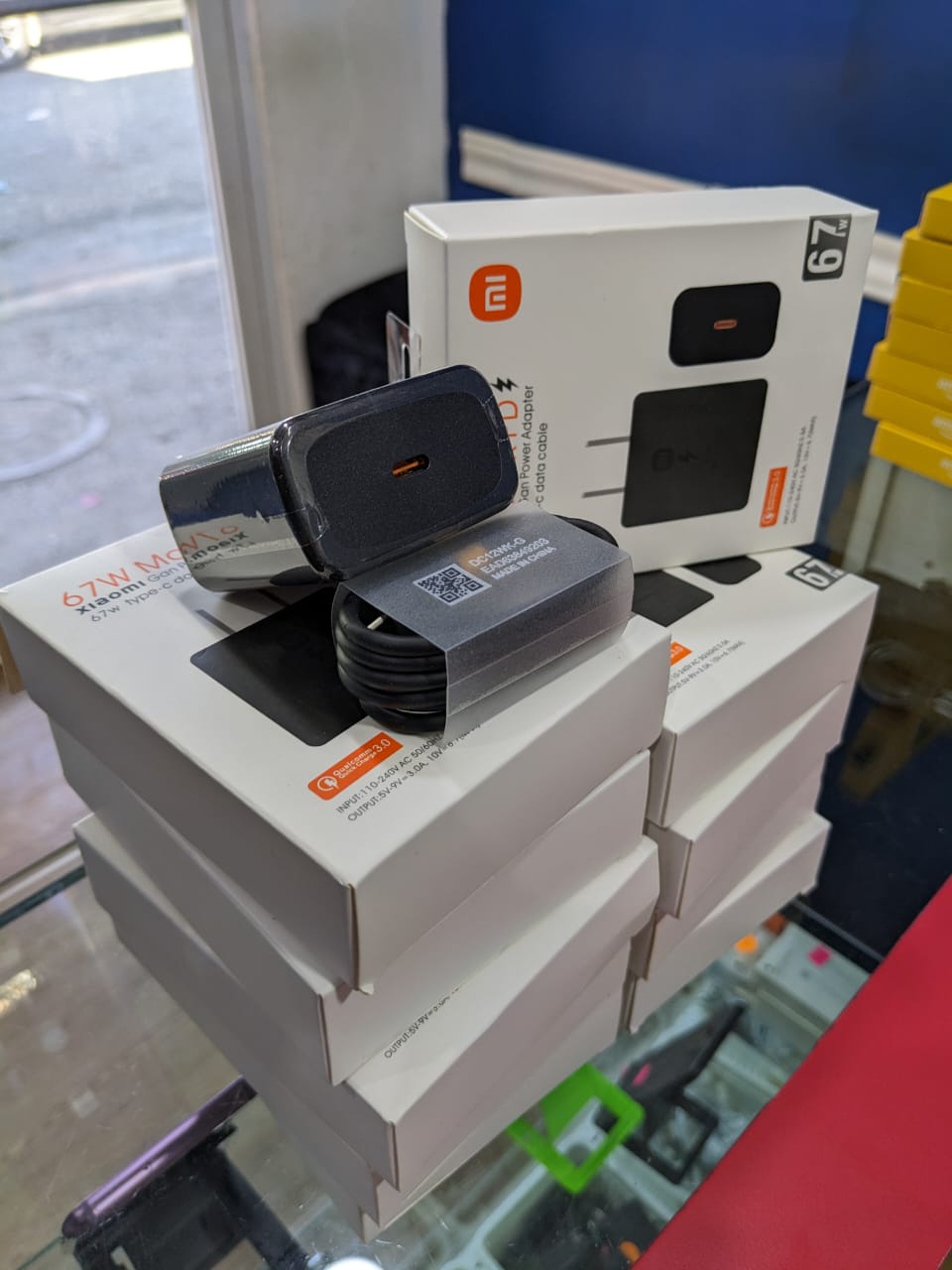 accesorios para electronica - Cargador tipo c MI 67w 1