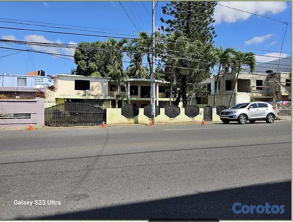 solares y terrenos - En Venta Solar en Alma Roa II de 1103 metros 2