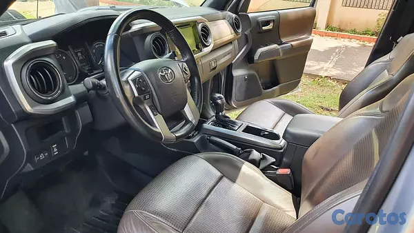 jeepetas y camionetas - Toyota Tacoma Limited 2016 10