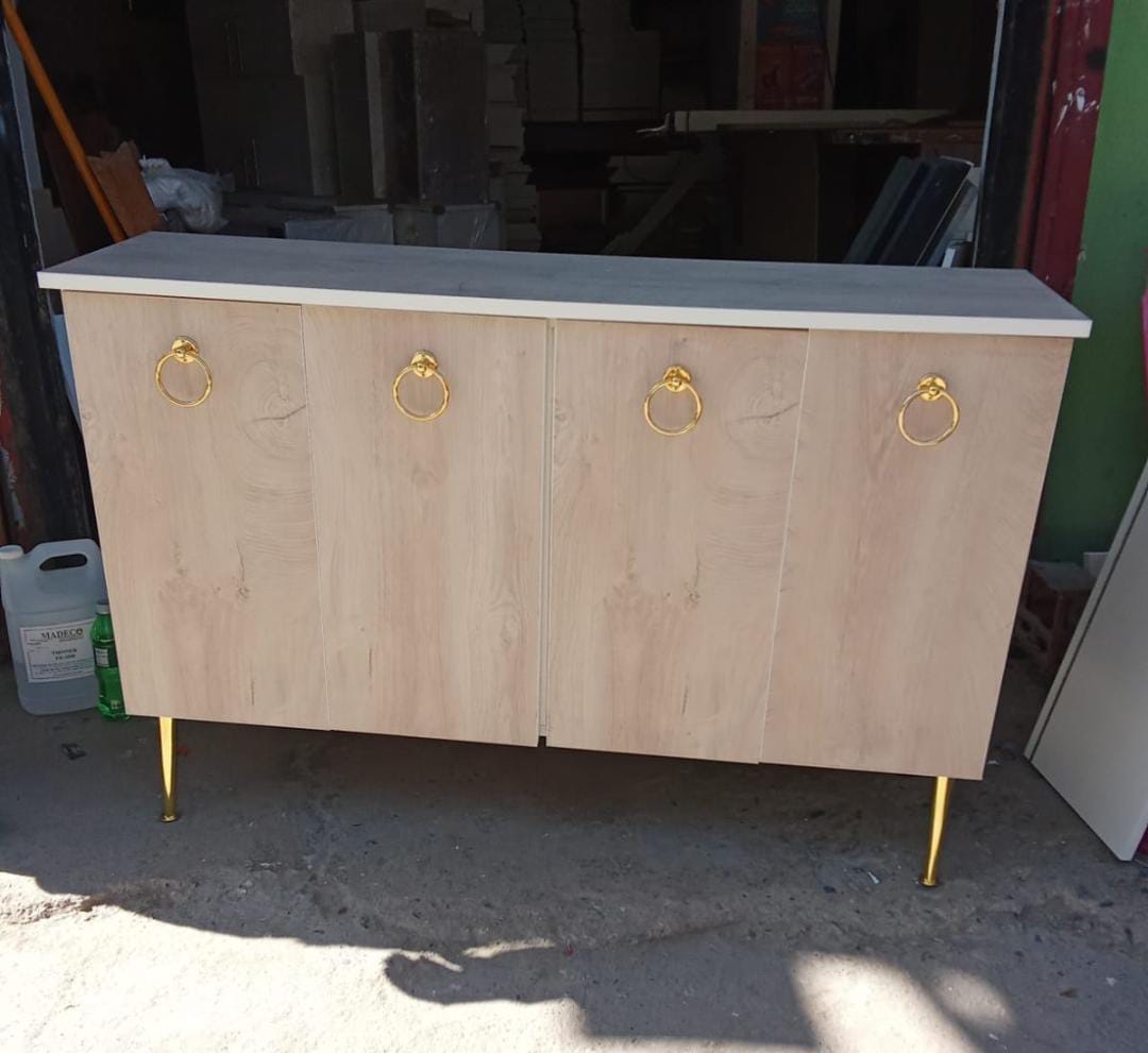 muebles y colchones - Credenza con argollas doradas 💫  0