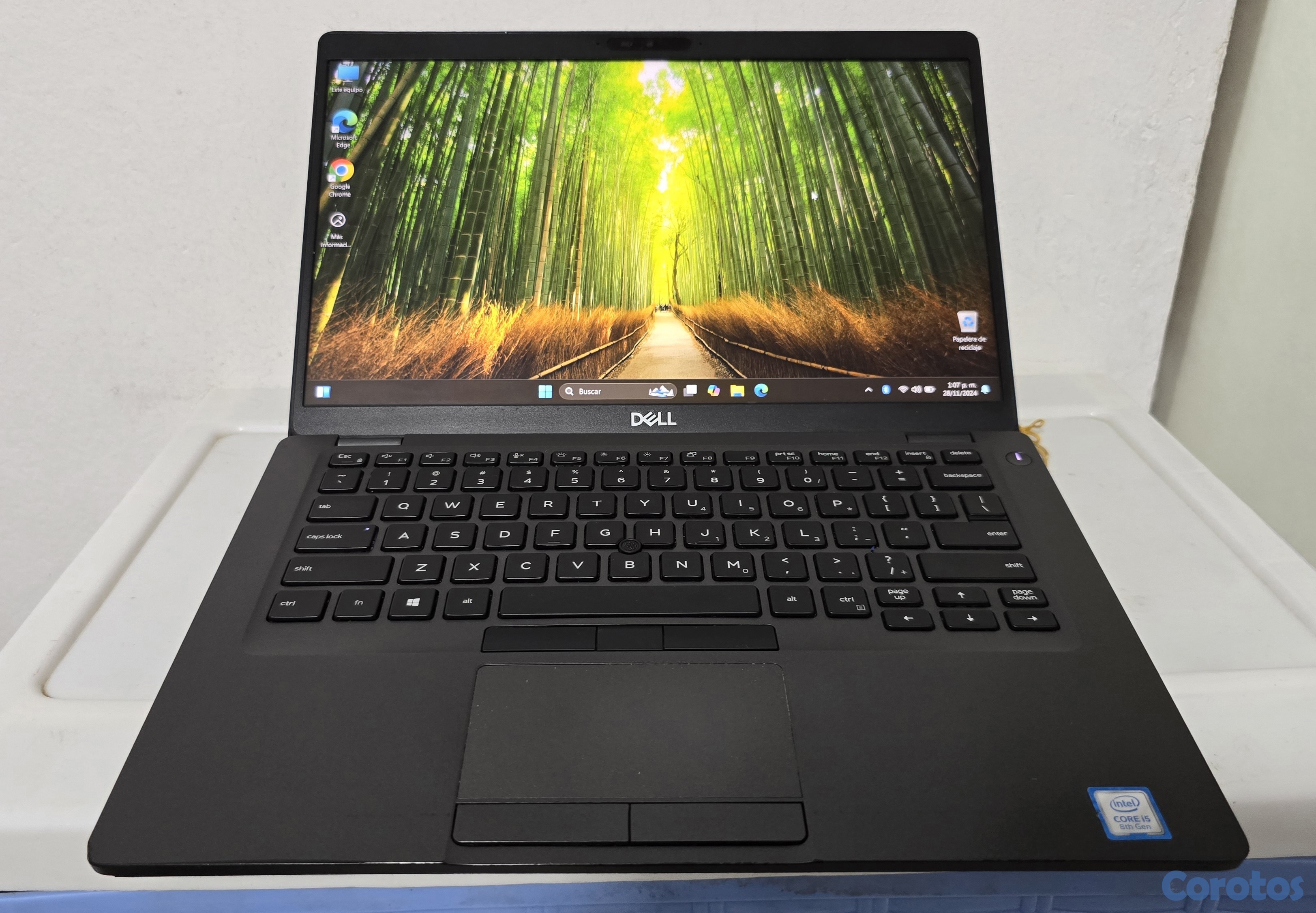 computadoras y laptops - Dell Slim 5400 14 Pulg Core i5 8va Gen Ram 8gb ddr4 Disco 256gb solido HDMI 1