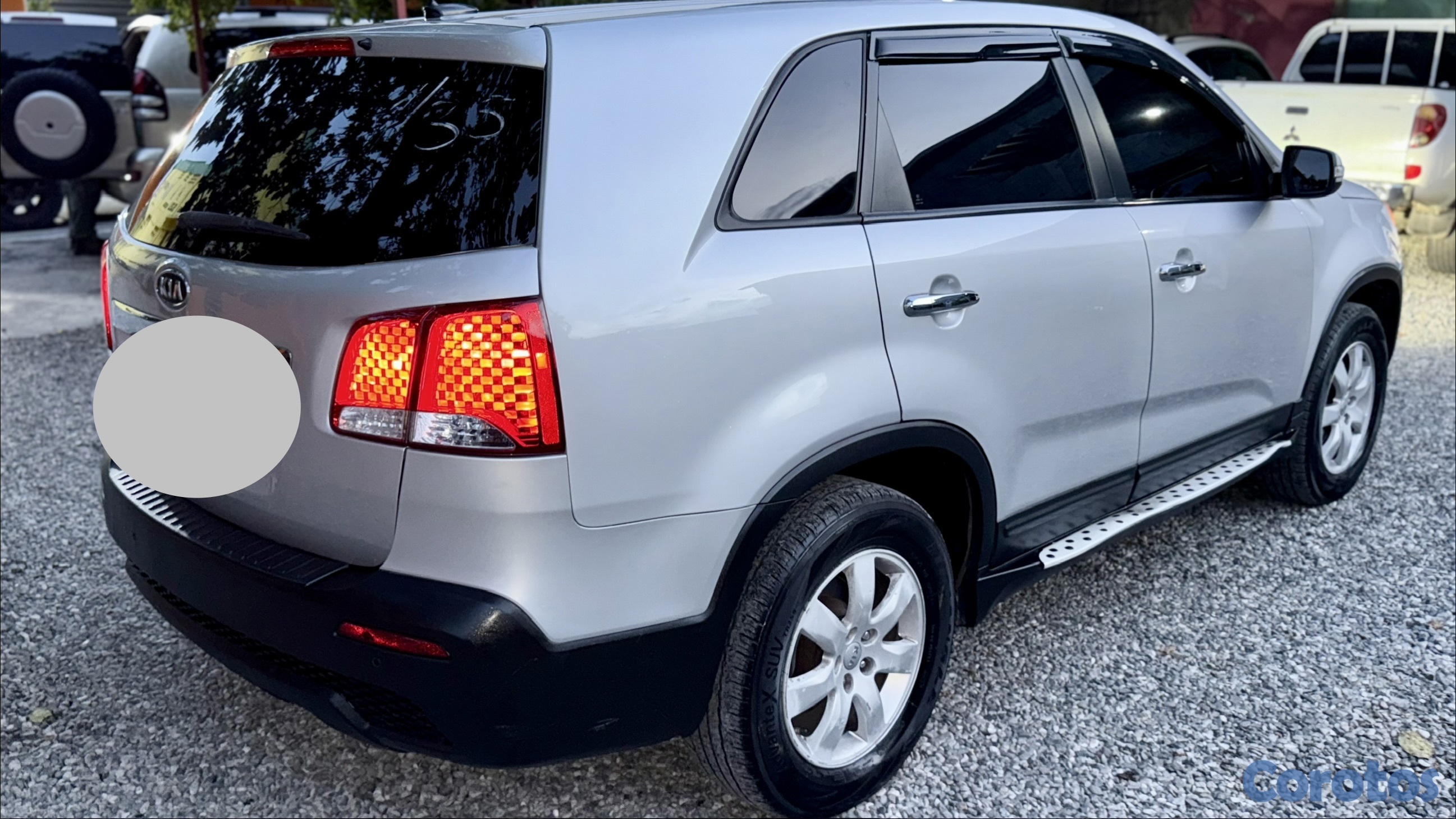 jeepetas y camionetas - Kia sorento 2013 2 Filas 4x2 gasolina Motor Dohc P 9