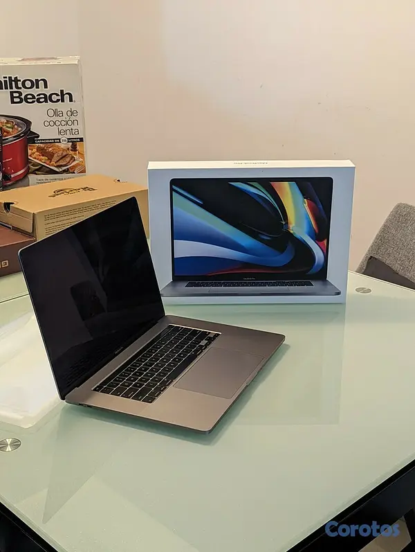computadoras y laptops - 16-inch MacBook Pro (Space Grey), i9, 1TB, Configuracion Alta. 3