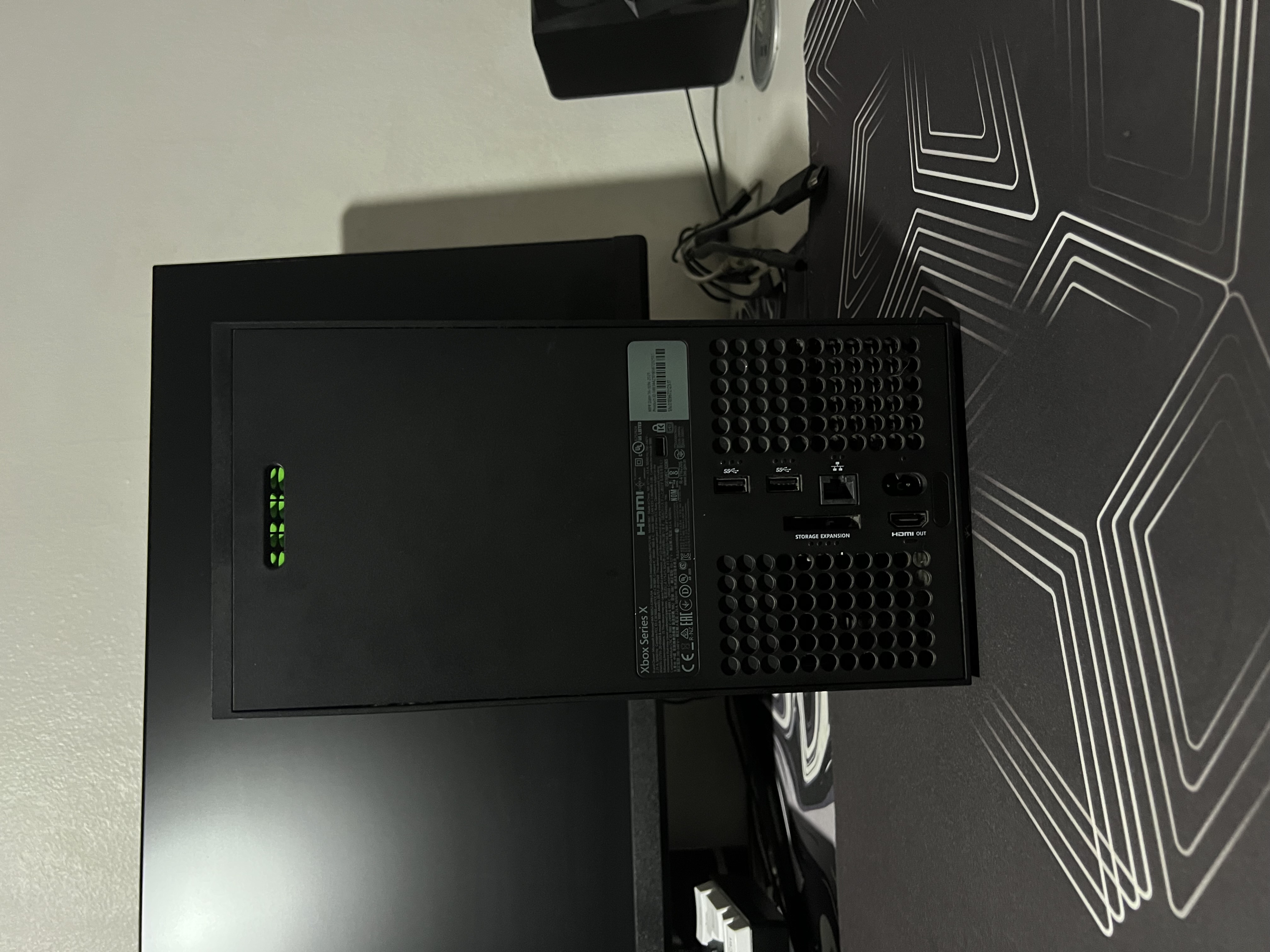 consolas y videojuegos - XBOX SERIES X COMO NUEVA CON TODOS SUS CABLES Y AUDÍFONO HYPERX 3