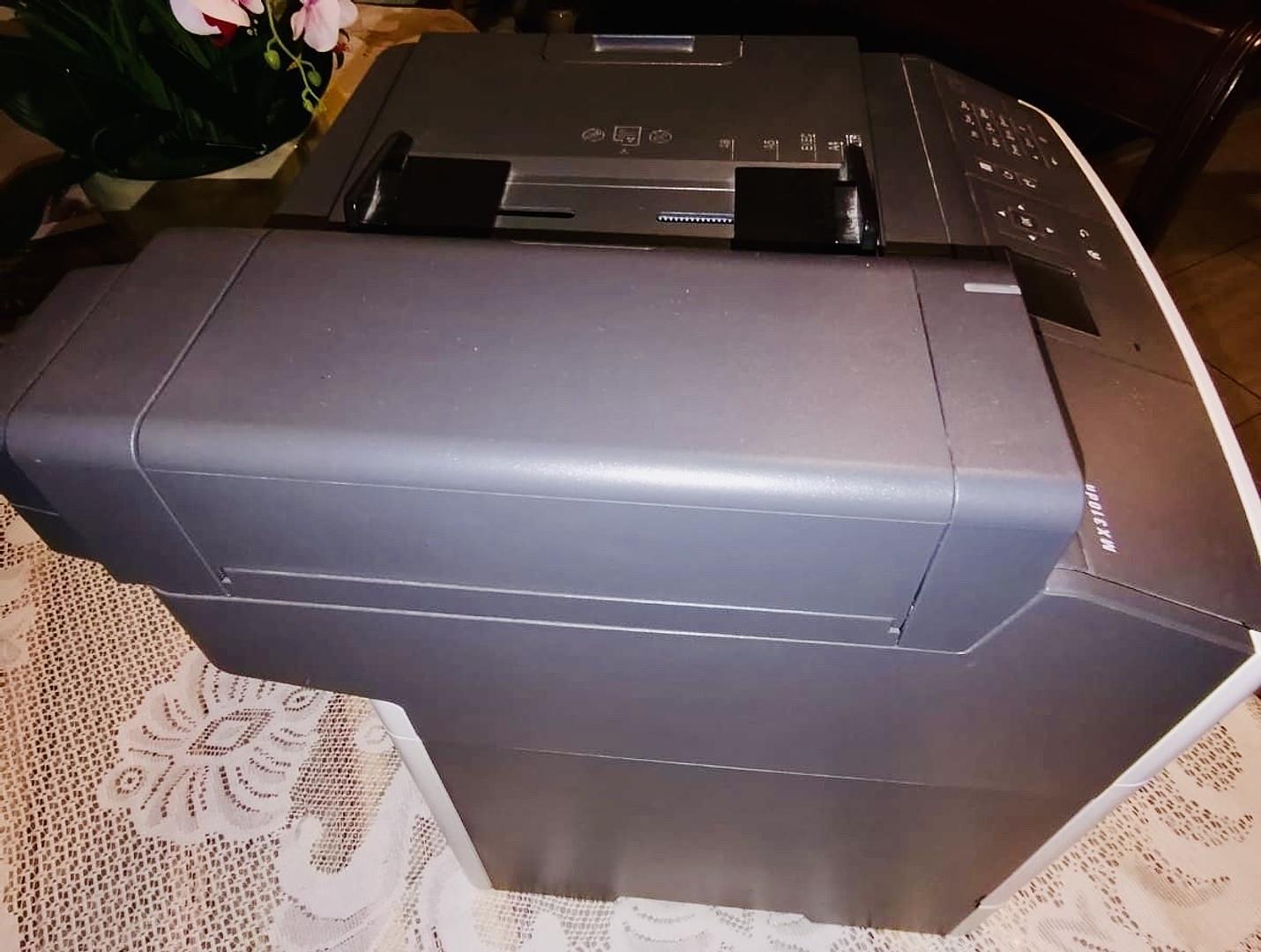 impresoras y scanners - Impresora Lexmark modelo MX310dn, como nueva.  Con juego de cartuchos extra. 5