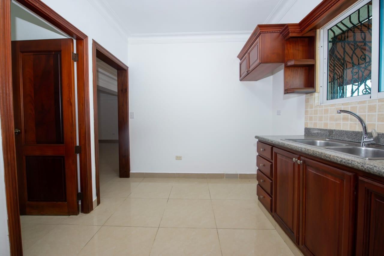 apartamentos - Alquiler Apartamento Sin Amueblar de 3 Habitaciones, Bella Vista, Santo Domingo 2