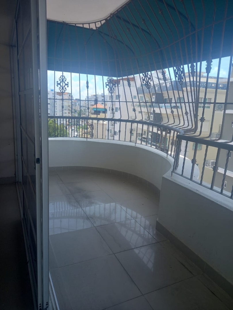 penthouses - Se vende apartamento tipo PH en Palo Verde Bella Vista 7