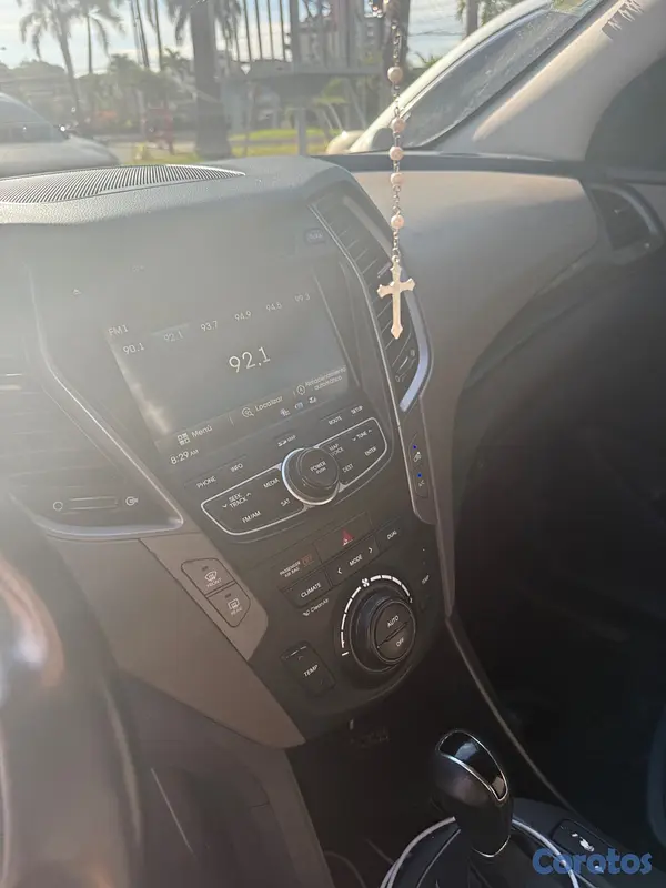jeepetas y camionetas - Hyundai Santa Fe sport 2013  3