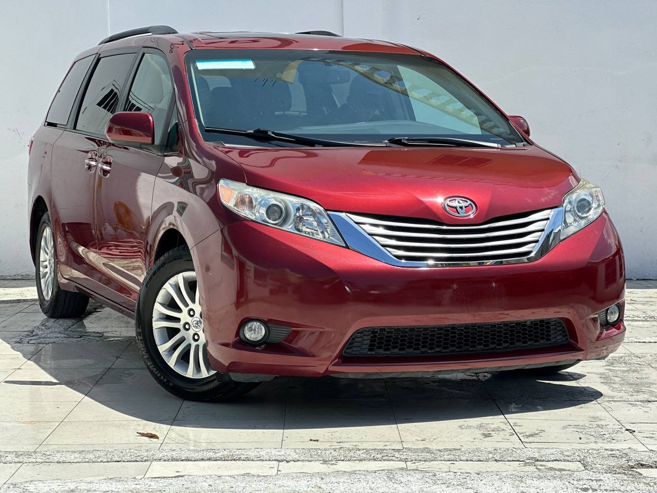 jeepetas y camionetas - TOYOTA SIENNA XLE 2017   CLEAN CARFAX