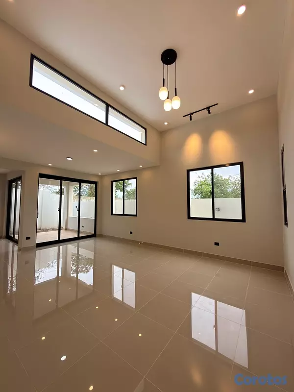 casas - CASA EN VENTA EN SANTIAGO DE LOS CABALLEROS  3