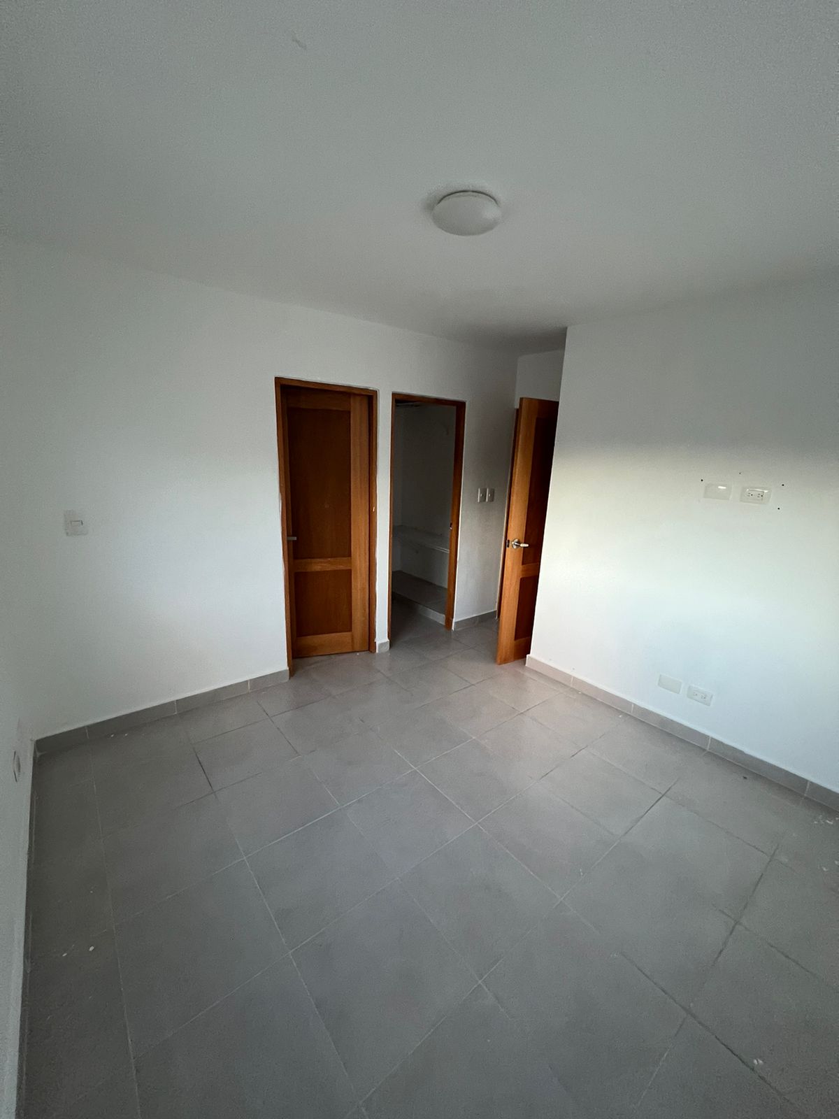 apartamentos - APARTAMENTOS EN VENTA EN LOS RIELES DE GURABO 2