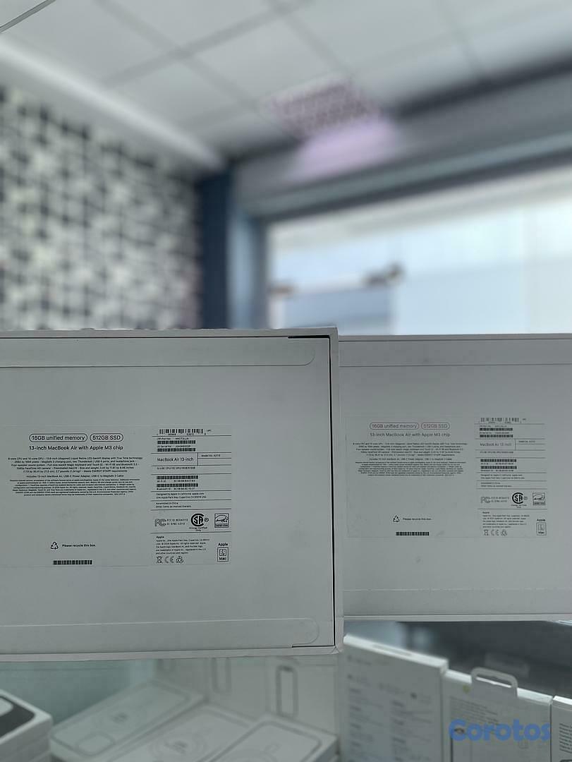 computadoras y laptops - MacBook Air 2024 13.6” chip M3 512gb 16gb ram nuevas selladas  2
