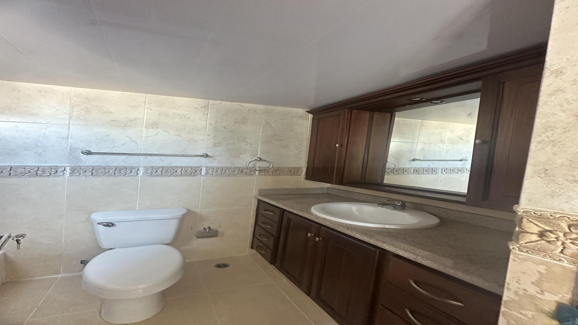 apartamentos - ALQUILER APARTAMENTO - SECTOR EVARISTO MORALES 5