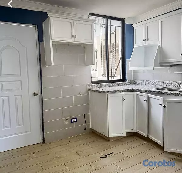 oficinas y locales comerciales - se alquila casa  7