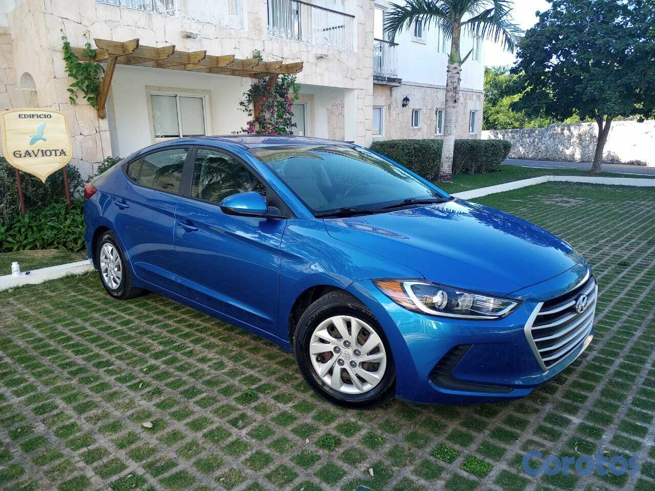 carros - HYUNDAI ELANTRA 2017 1