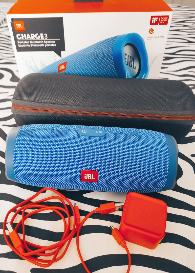 camaras y audio - JBL Charge 3 + cobertor duro 1