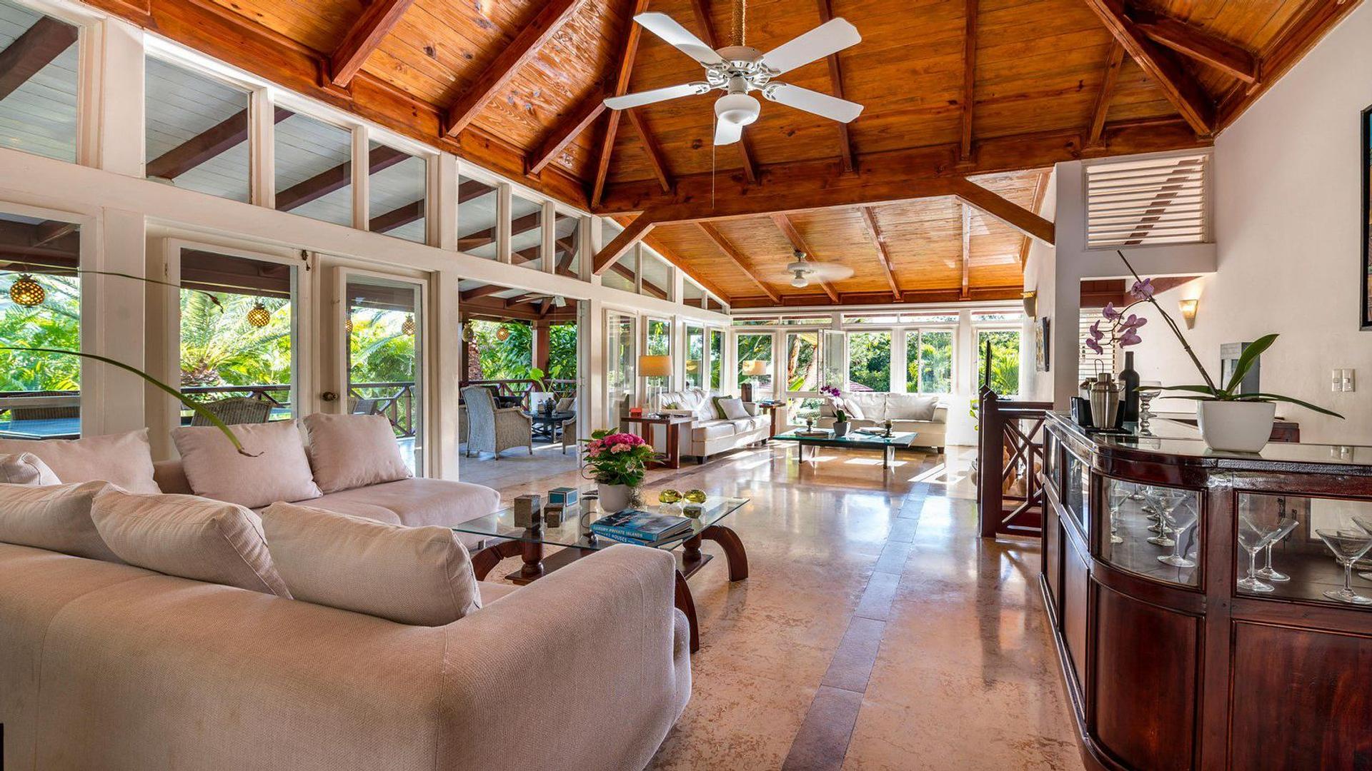 casas vacacionales y villas - Excelente Villa en Casa De Campo 
Para clientes directos  4