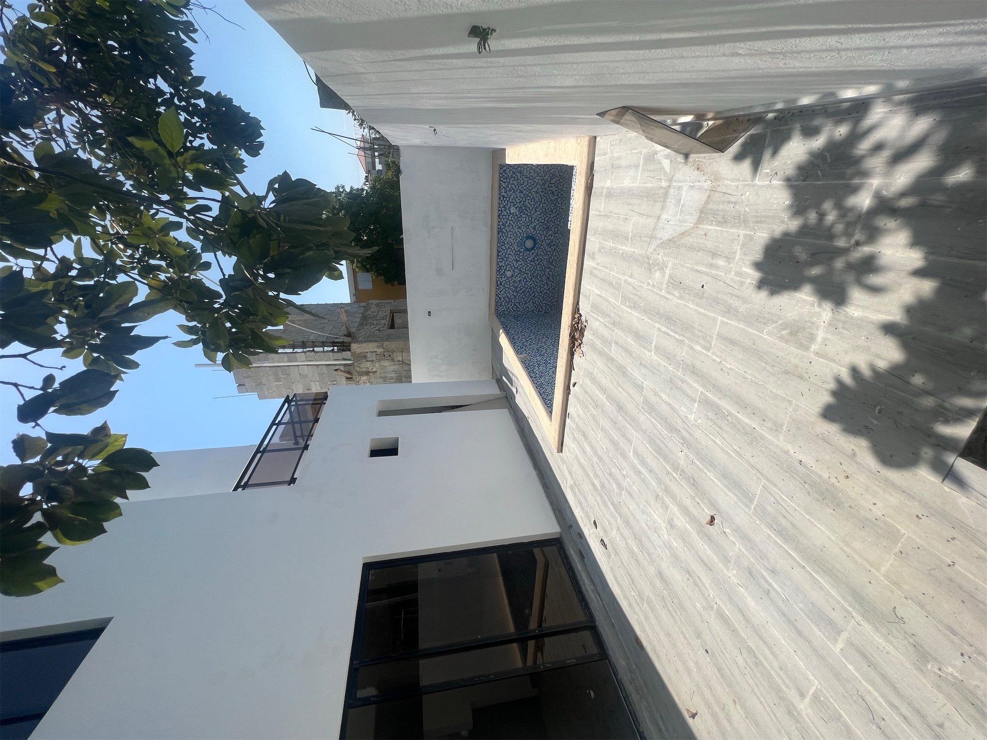 casas - Venta de lujosa casa con piscina en la autopista de san Isidro  5
