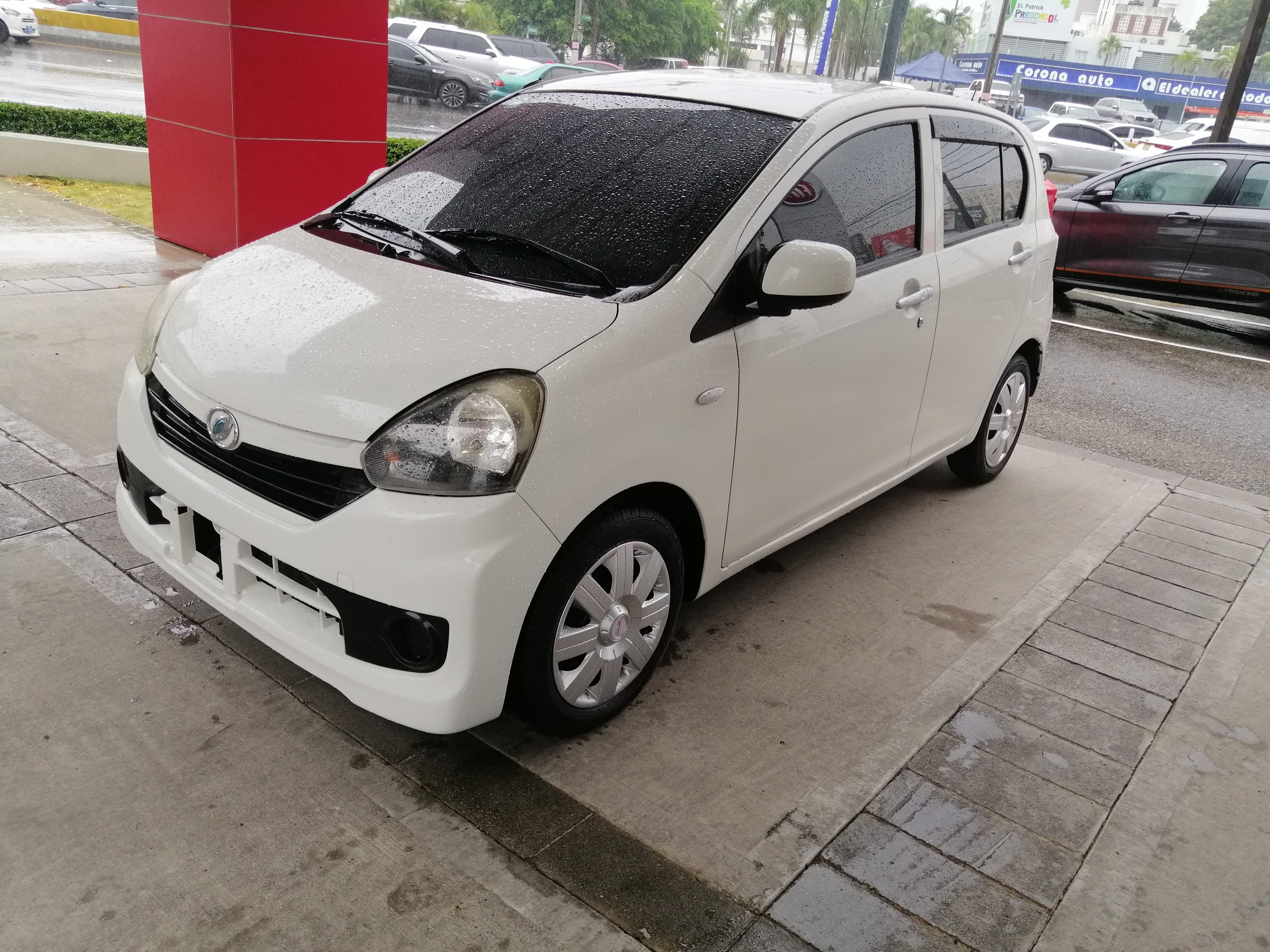 carros - Daihatsu Mira, excelente condiciones y ahorro de combustible