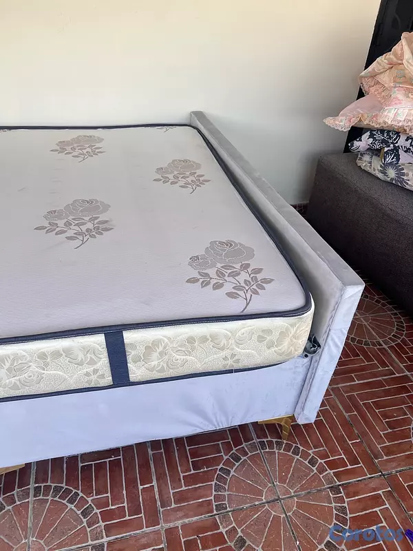 muebles y colchones - Cama queen como nueva  9
