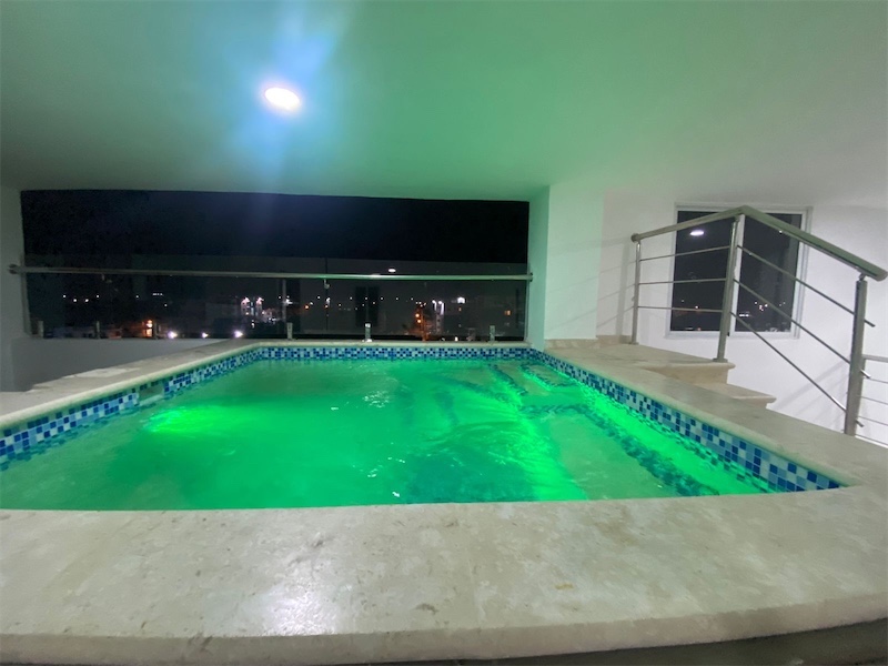 apartamentos - Venta de penthouse con piscina y 352mts en la autopista de san Isidro prado 