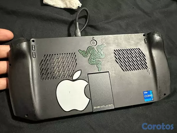computadoras y laptops - Se vende OneXPlayer 1S-PC Gamer Portátil
 3