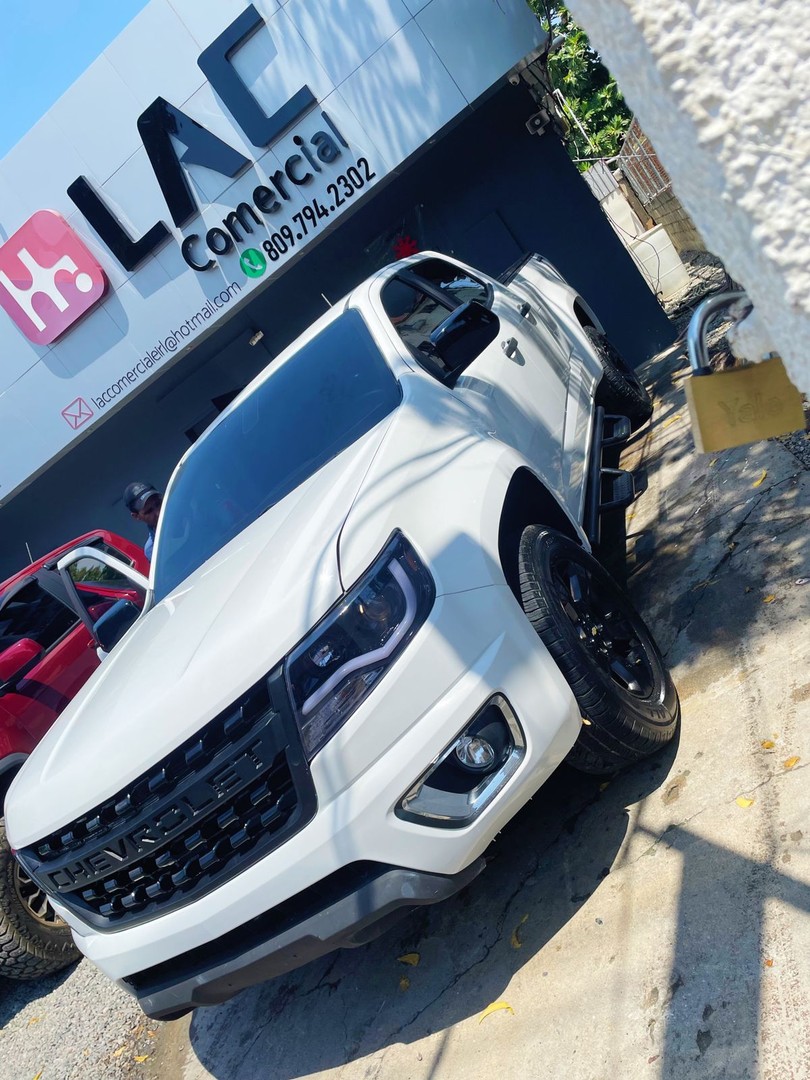 jeepetas y camionetas - Camioneta Chevrolet Colorado 2019 WT 4x4  0