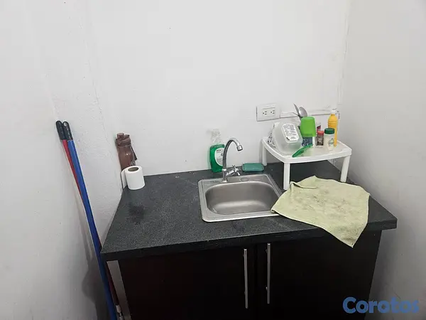 oficinas y locales comerciales - Jacobo MajlutaLocal Comercial 7