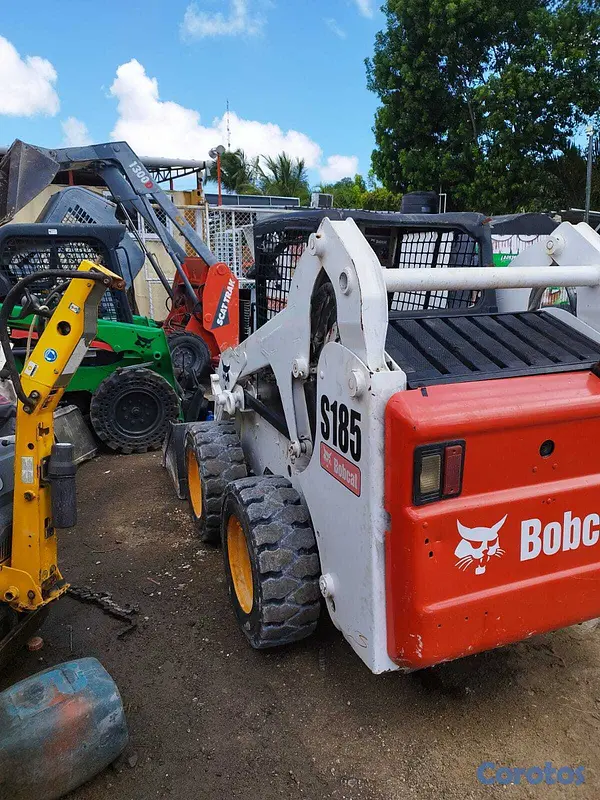 otros vehiculos - BOBCAT S185 3