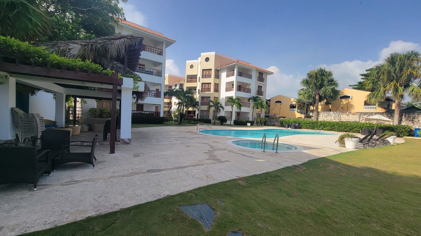 apartamentos - VENDO APARTAMENTO EN JUAN DOLIO PRIMERA LÍNEA DE PLAYA 7