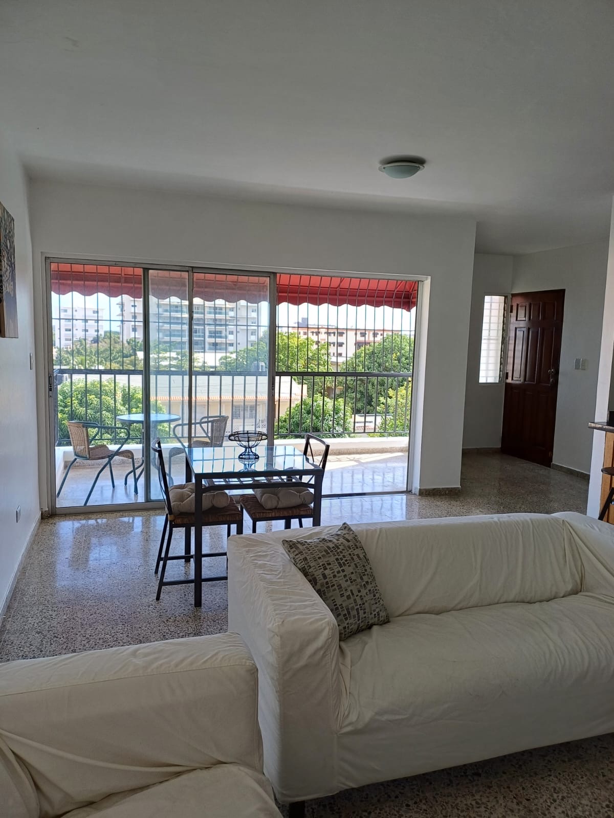 apartamentos - hermoso apartamento en una excelente zona y tranquila en bella vista  9