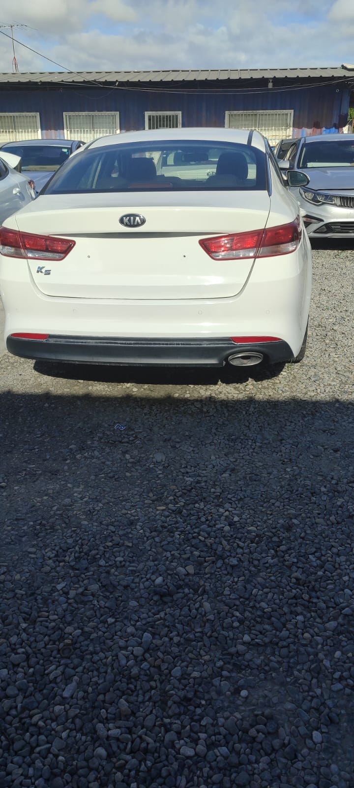 carros - KIA K5 BLANCO AÑO 2018 DESDE: RD$710,000.00 5