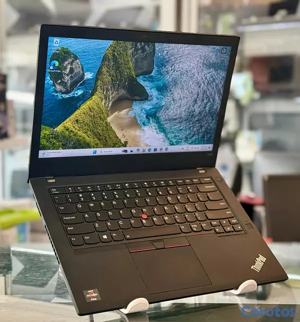 computadoras y laptops - excelente  Lenovo Thinkpad A485 AMD Ryzen 5 PRO 25 4