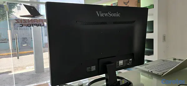 computadoras y laptops - Monitor ViewSonic 24 Pulg hdmi Trae Bocinas interna  3