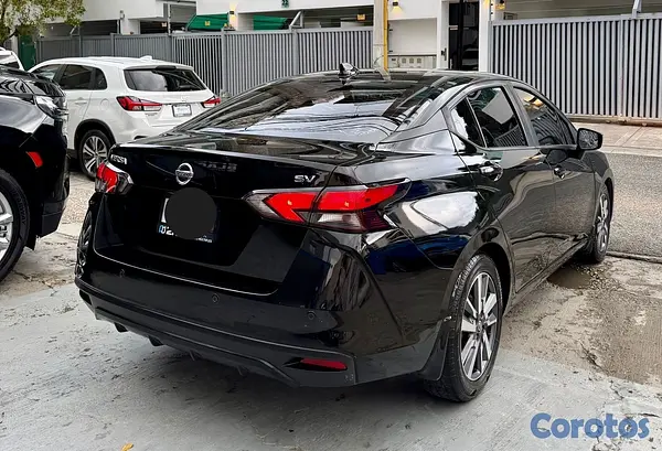 carros - Nissan Versa SV 2020 5