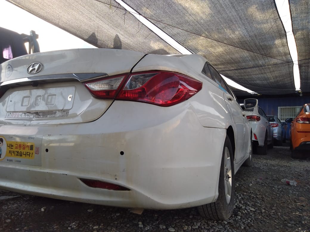 carros - HYUNDAI Y20 2016 BLANCO 6