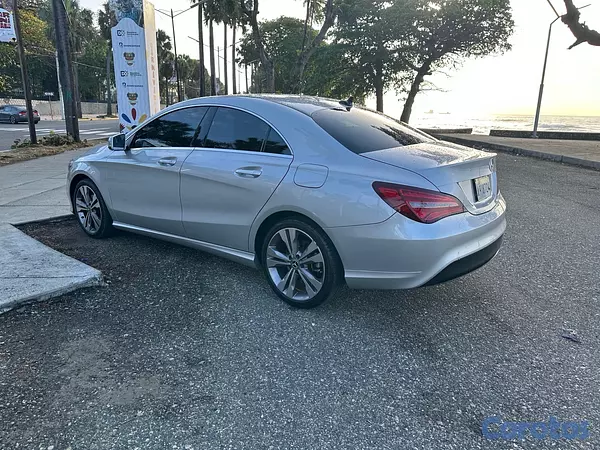 carros - Mercedes Benz CLA 180 2019 3