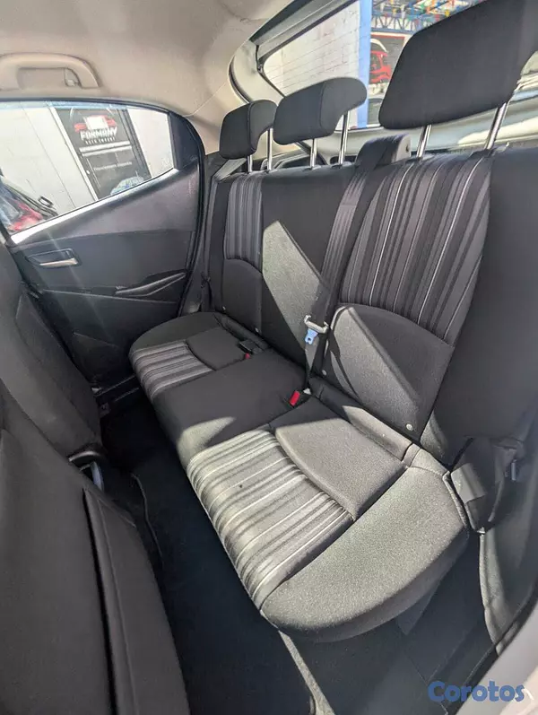 carros - MAZDA2 SPORT 2021 8