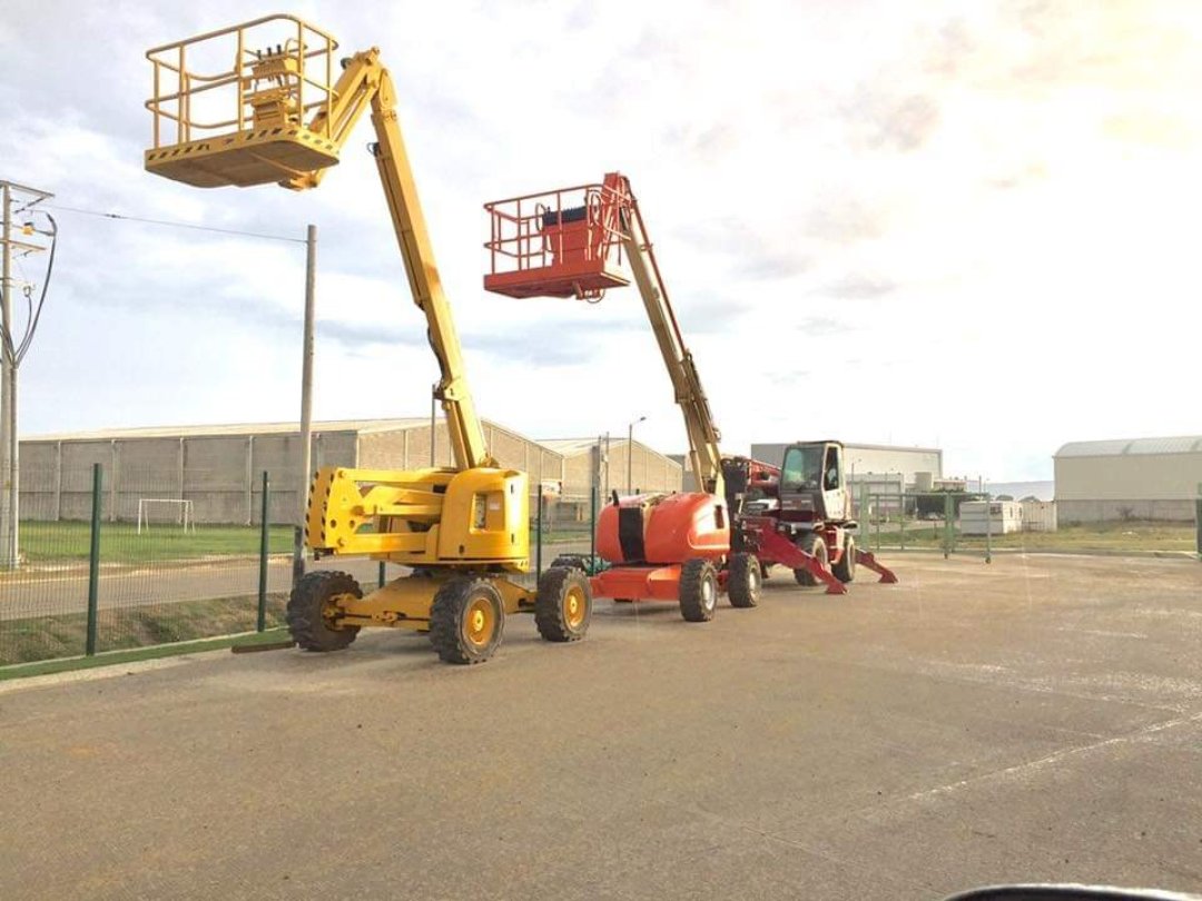 otros vehiculos - TIJERILLA Y MANLITF MALECÓN 5