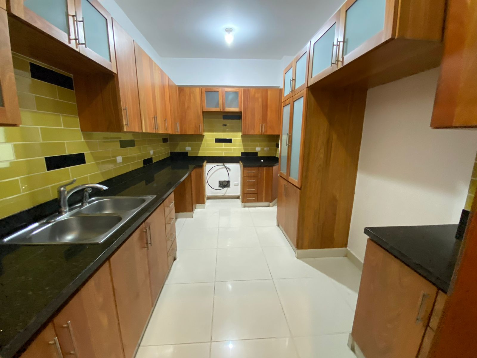 apartamentos - Apartamento 2do Nivel en Villa Olga  0