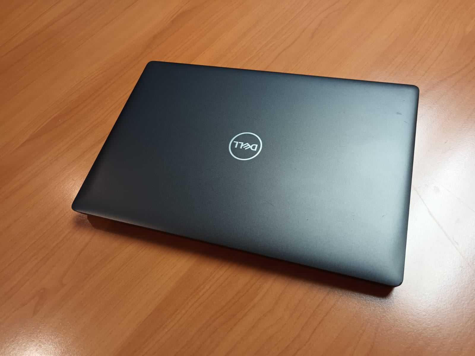 computadoras y laptops - Laptop Dell 5400 i5 de 8va Gen, 16GB Mem, 256 SSD 2