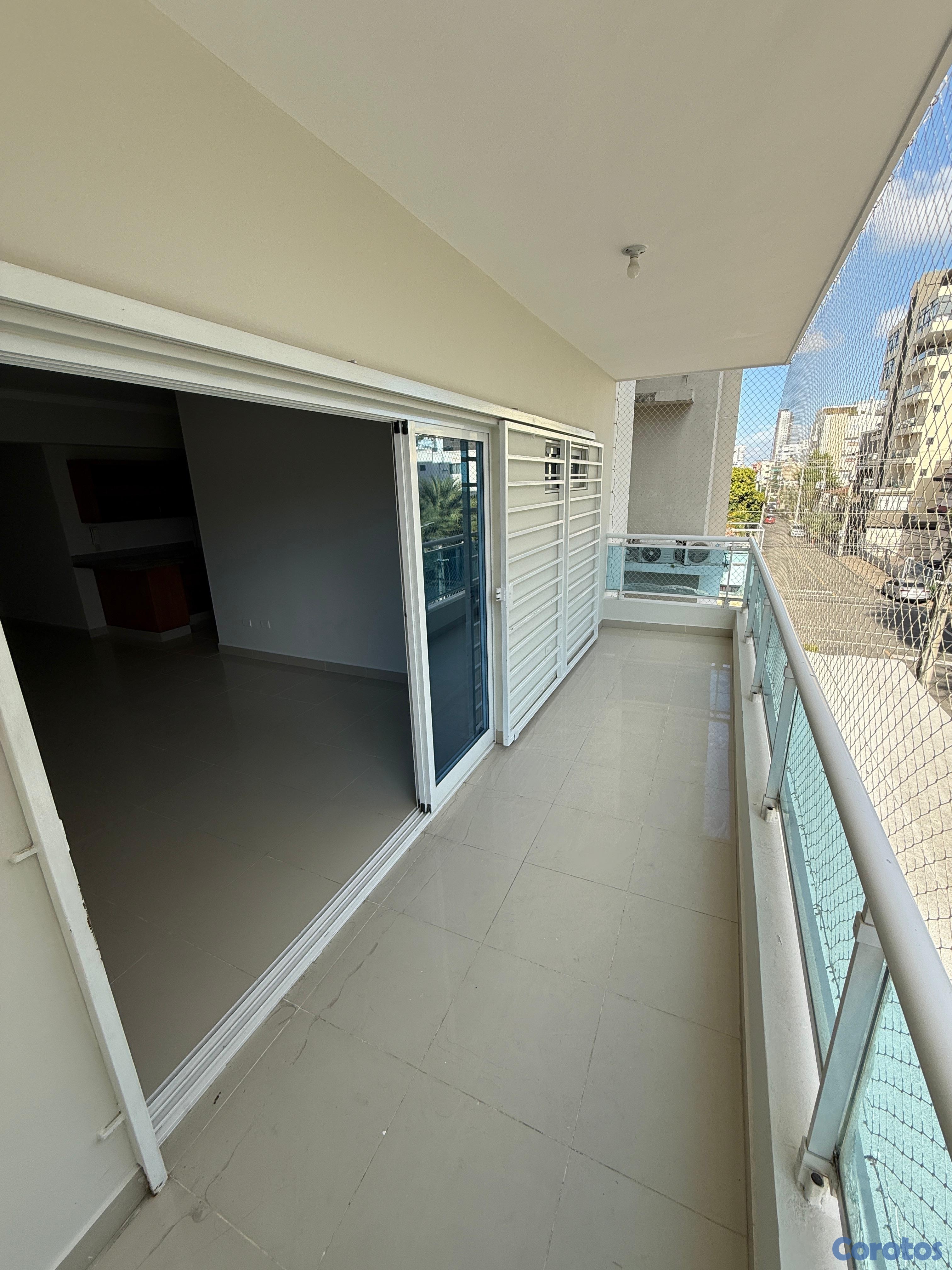 apartamentos - Apartamento en Alquiler en Mirador Sur.  3er piso  6